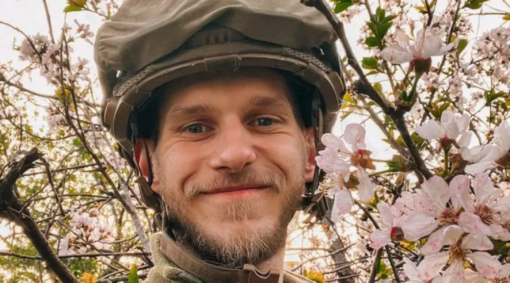 Fotograful batalionului Azov se întoarce în armată, după ce a fost luat prizonier